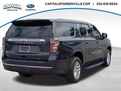 2023 Chevrolet Suburban LT