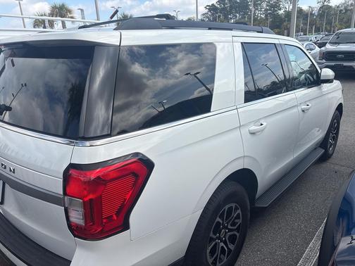 2022 Ford Expedition XLT