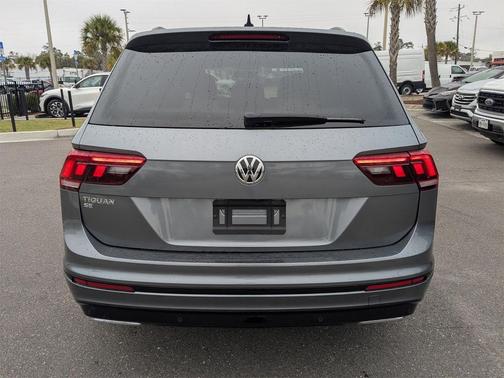 2021 Volkswagen Tiguan 2.0T SE R-Line Black