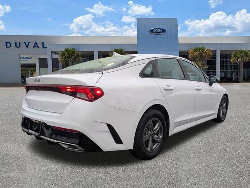 2023 Kia K5 LXS