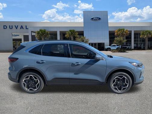 2026 Ford Escape Platinum