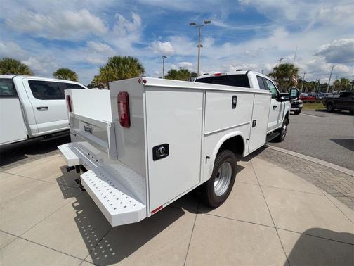 2025 Ford F-350 XL