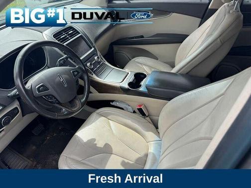 Luxe Metallic 2016 Lincoln MKX Reserve