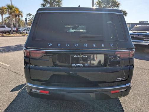 2022 Jeep Wagoneer Series III 4x2