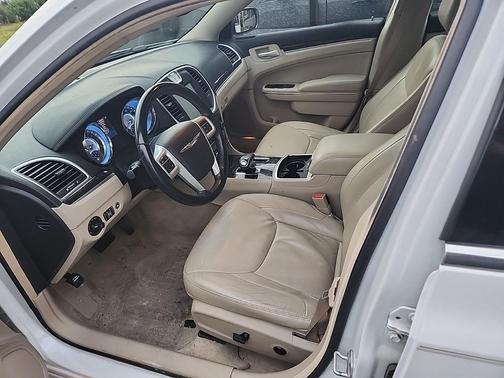 2014 Chrysler 300 S