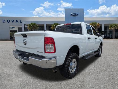 2024 RAM 2500 Tradesman Crew Cab 4x4 6'4' Box