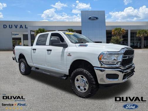 2024 RAM 2500 Tradesman Crew Cab 4x4 6'4' Box