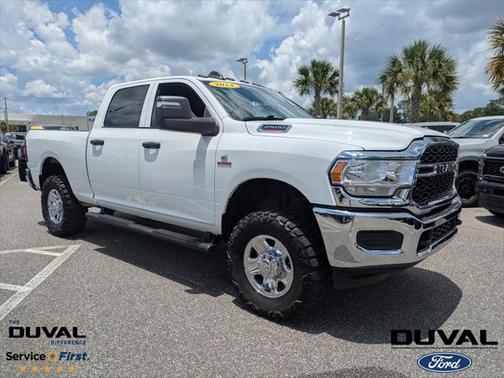 2024 RAM 2500 Tradesman Crew Cab 4x4 6'4' Box