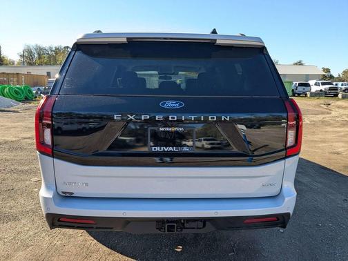 2026 Ford Expedition Max Active 4x2
