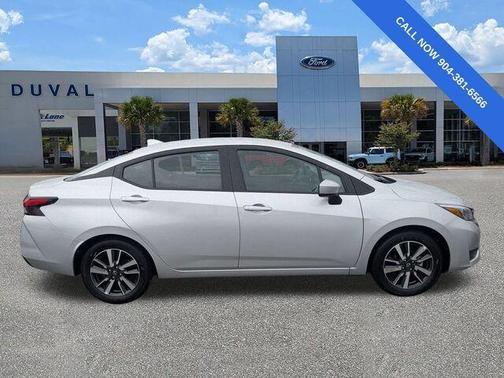 Brilliant Silver Metallic 2025 Nissan Versa 1.6 SV
