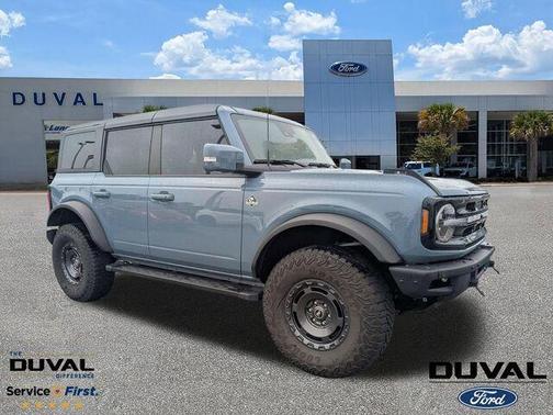 Azure Gray Metallic 2024 Ford Bronco Outer Banks