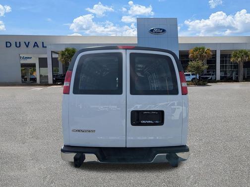 2024 Chevrolet Express 2500 RWD 2500 Regular Wheelbase WT