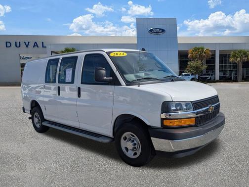 2024 Chevrolet Express 2500 RWD 2500 Regular Wheelbase WT