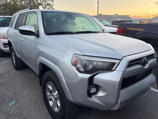 2024 Toyota 4Runner SR5