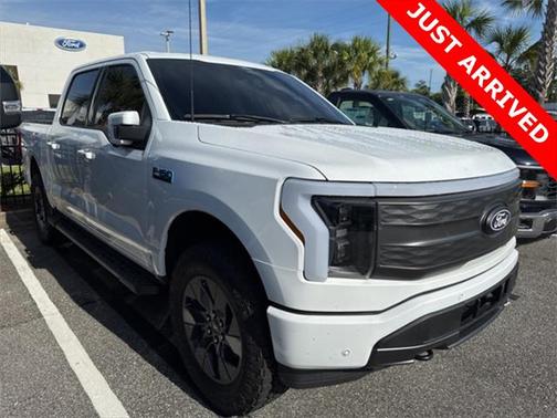 2024 Ford F-150 Lightning LARIAT