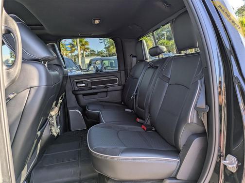 2025 RAM 2500 Laramie Crew Cab 4x4 6'4' Box