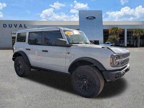 Avalanche Gray 2026 Ford Bronco Badlands