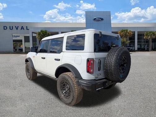 Avalanche Gray 2026 Ford Bronco Badlands