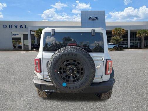 Avalanche Gray 2026 Ford Bronco Badlands