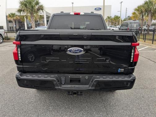 2023 Ford F-150 Lightning XLT