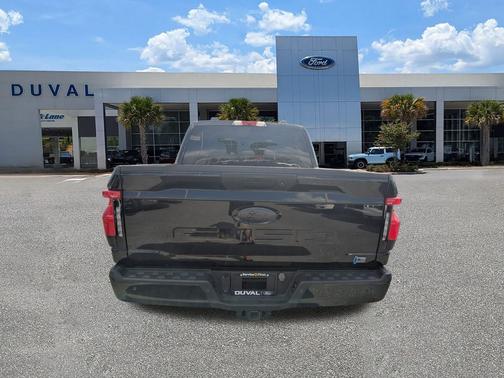 2023 Ford F-150 Lightning XLT