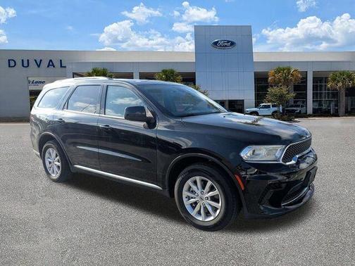 DB Black Crystal Clearcoat 2023 Dodge Durango SXT