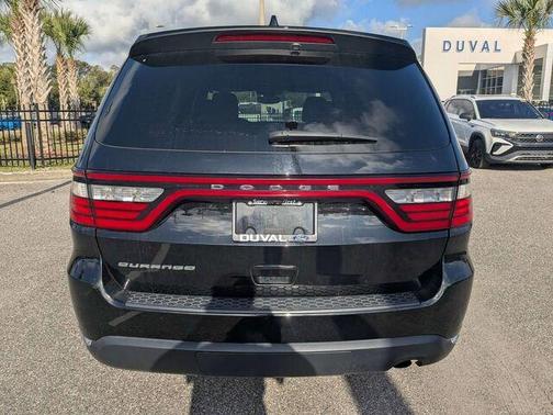 DB Black Crystal Clearcoat 2023 Dodge Durango SXT