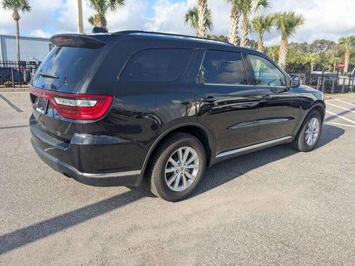 DB Black Crystal Clearcoat 2023 Dodge Durango SXT