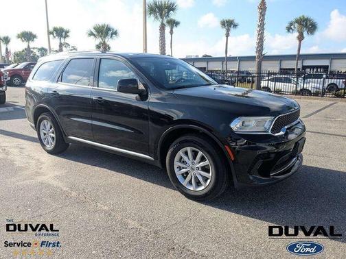 DB Black Crystal Clearcoat 2023 Dodge Durango SXT