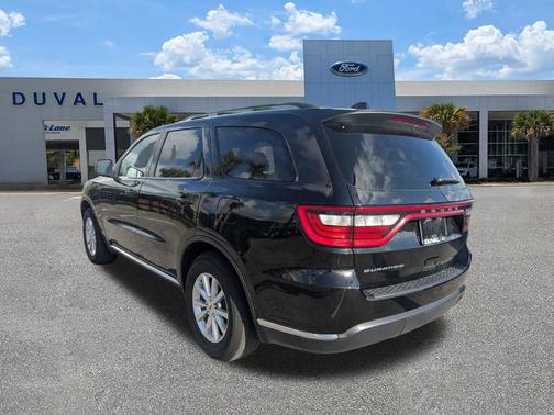 DB Black Crystal Clearcoat 2023 Dodge Durango SXT