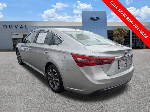 2018 Toyota Avalon Hybrid XLE Plus