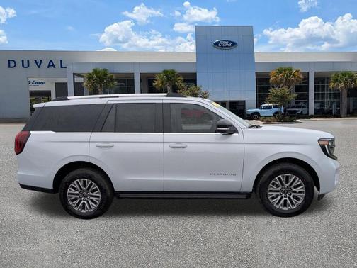 Space Silver 2026 Ford Expedition Platinum