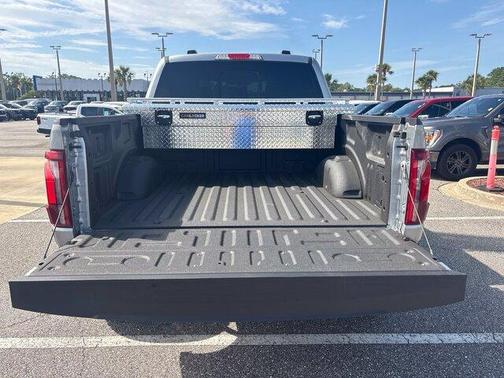 Iconic Silver Metallic 2025 Ford F-150 Lariat
