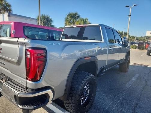 2025 GMC Sierra 2500 SLT