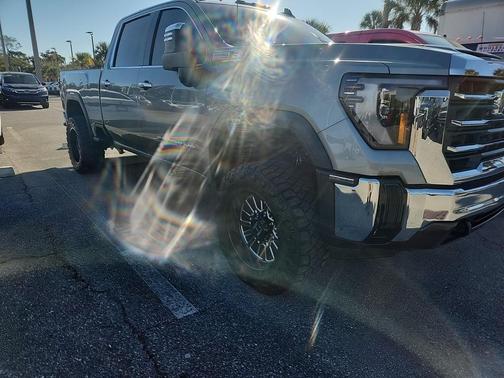 2025 GMC Sierra 2500 SLT