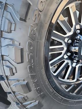 2025 GMC Sierra 2500 SLT