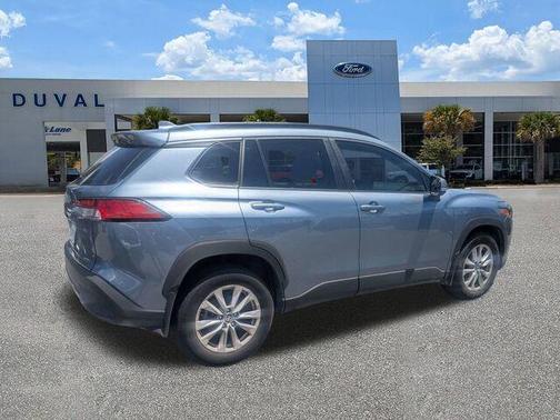 CELESTITE 2024 Toyota Corolla Cross LE