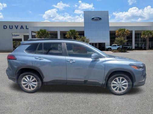 CELESTITE 2024 Toyota Corolla Cross LE