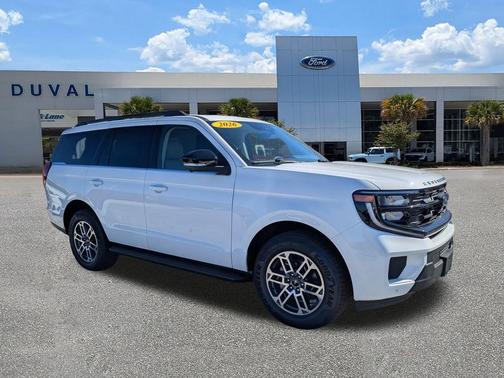 2026 Ford Expedition Active