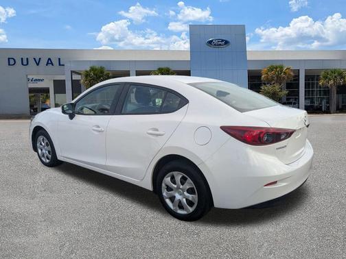 Snowflake White Pearl Metallic 2018 Mazda Mazda3 Sport