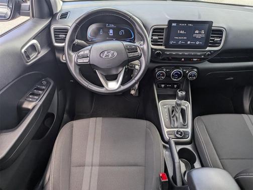 2023 Hyundai VENUE SEL
