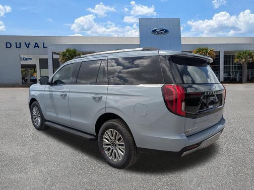Glacier Gray Metallic 2026 Ford Expedition Platinum