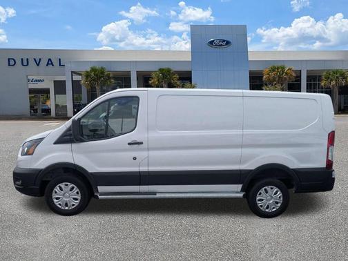 Oxford White 2025 Ford Transit-250 Base