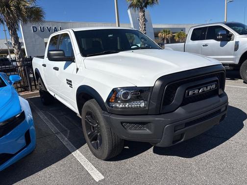 2024 RAM 1500 Classic Warlock Crew Cab 4x2 5'7' Box