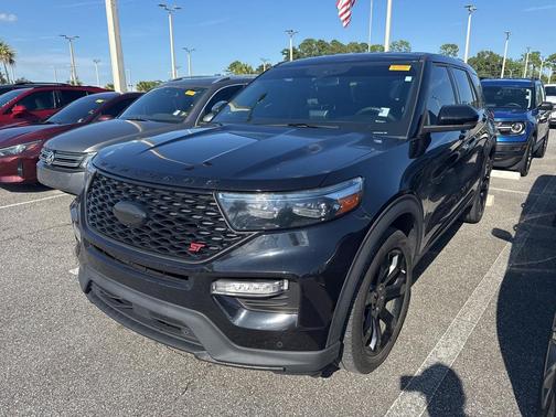 2022 Ford Explorer ST