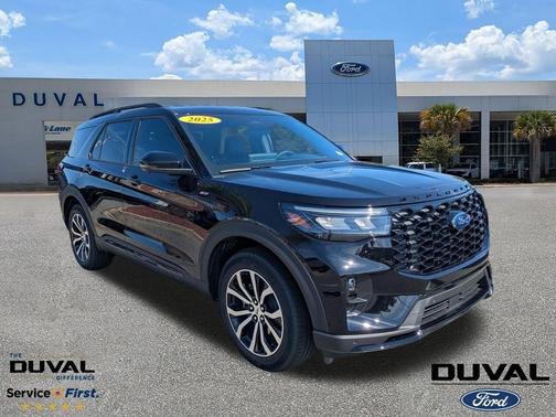 2025 Ford Explorer ST-Line