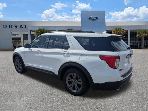 Star White 2021 Ford Explorer XLT
