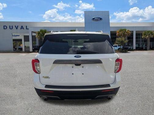 Star White 2021 Ford Explorer XLT