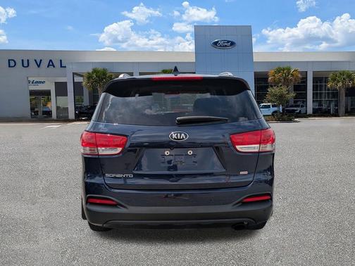 2018 Kia Sorento LX