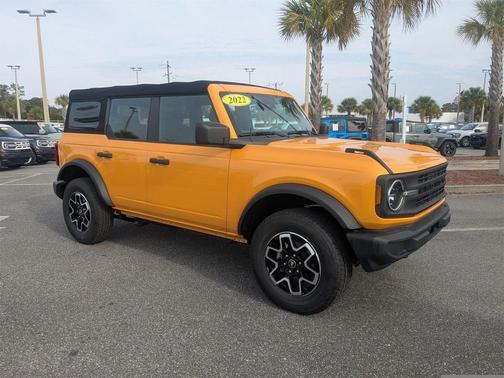 2022 Ford Bronco Base